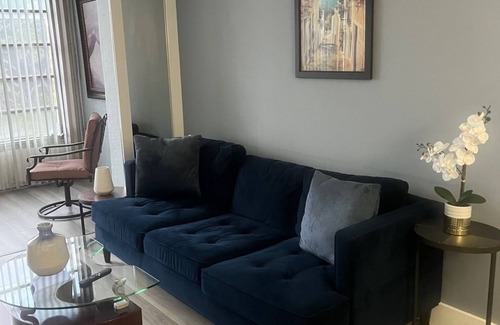 Lauderdale Lakes Apartment | Cypress Condo Updated 1/1.5 Park and Sunset views-Safe-Secure-Close to beach