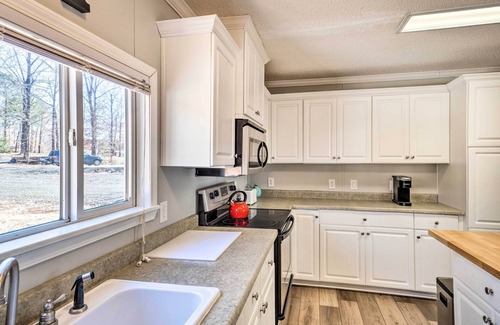 Negreet House | 'Cypress Point' Spacious Home: Pier & Boat Launch!
