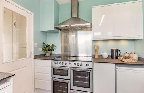 Lincoln House | Cyrabel