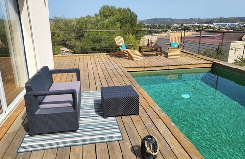 Montredon-des-Corbieres House | Découvrez le Charme Absolu de Cette Villa, Entre Mer, Campagne et Montagne