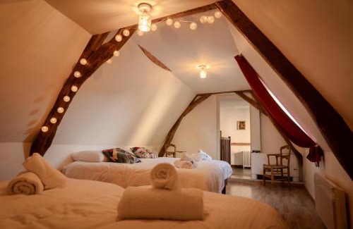 Saint-Saturnin-sur-Loire Hotel | Dépendance Château de saint Saturnin sur Loire