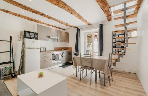 Saint-Carne House | Dépendance au charme local