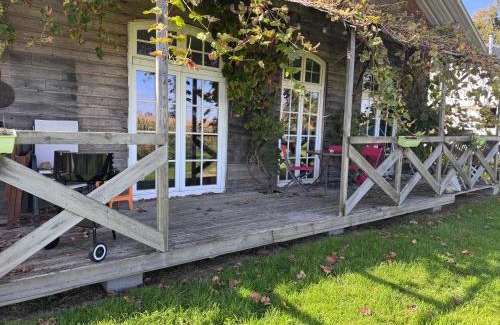 Bignan House | dépendance de la Métairie