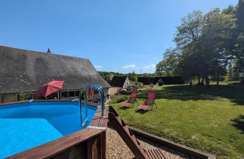 Rouvres-les-Bois House | Détente au Moulin: Piscine, Jacuzzi, Animaux Bienvenus - FR-1-591-641