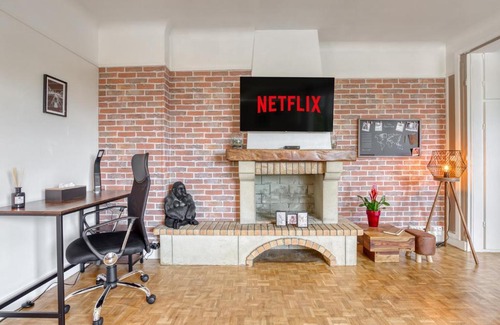 Vanves Apartment | Détente et Découvertes en Pro ou en Famille