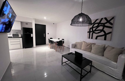 Chascomus Apartment | Dúplex con parrilla a 200 m de la Laguna