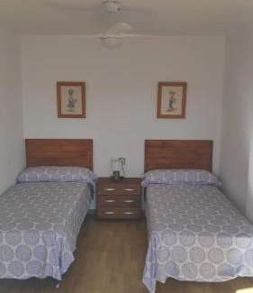 Jaen Apartment | Dúplex San Lorenzo 2 PARKING GRATUITOS Y PISCINA