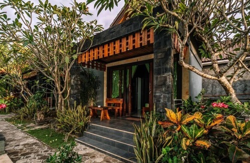 Jungut Batu House | D&B Bungalow Standart Room by WizZeLa