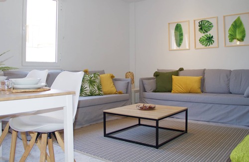 Vecindario Apartment | D&F Comfortable Beautiful House