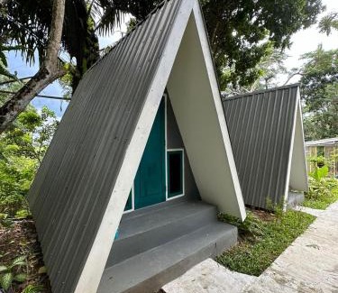 West Manggarai House | D'flora Bungalow & Glamping