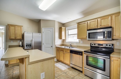 Biloxi House | D'Iberville Getaway - Minutes From Biloxi Beach!