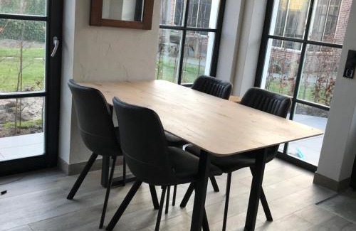 Westkapelle House | D'n Wasschappelsen Engel Windkracht 11