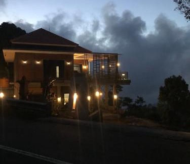 Munduk Bed & Breakfast | D'Rus Hill munduk