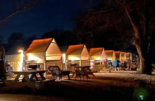Sutherland Springs House | #D Son's Rio Cibolo - Glamping Cabin