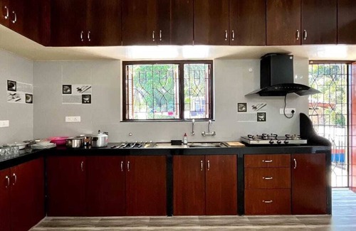 Sernabatim House | D' Souza Hoilday Home [Home Stay]