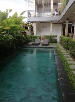 Babakan Hotel | D'tegal Guest House-Pool&Fast WiFi near Canggu Beach