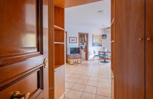 Garbatella Apartment | Da Cecilia alla Piramide Cestia