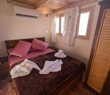 Aswan Governorate Boat Rental | Dabuka Blue