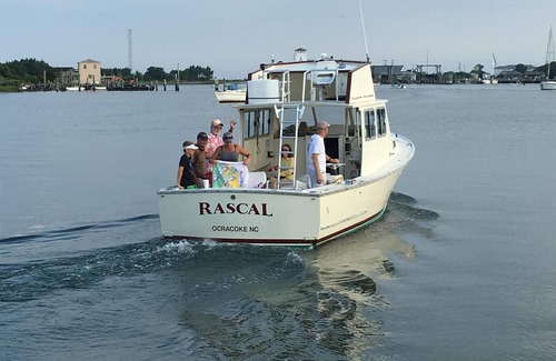 Ocracoke House | Dad's Retreat/3 BR Island Home with Boat Docking