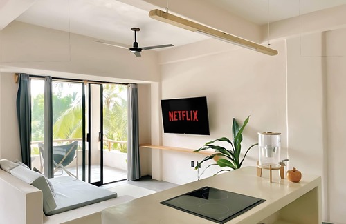 Santa Maria Apartment | Daily Clean A/C Bedroom Pool Starlink Wi-Fi