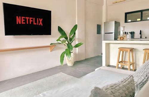 Santa Maria Apartment | Daily Clean A/C Bedroom Pool Starlink Wi-Fi
