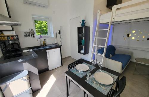 Irigny Apartment | Daisy Bucolique #Parking #Terrasse #Calme