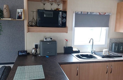 Dogdyke House | Daisy's luxury caravan