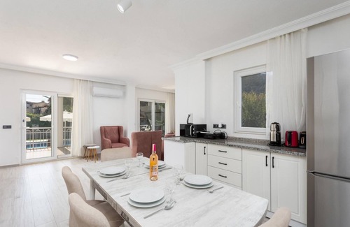 Dalyan City Center Villa | Daisy Villa - Five Bedroom Villa, Sleeps 10