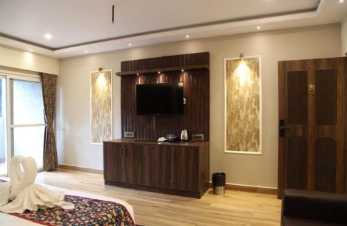 Srikakulam Hotel | Dakshin Suites