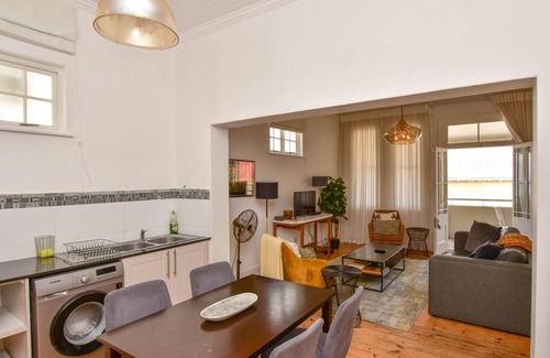 Kalk Bay Apartment | Dalebrook Place - Unit 8