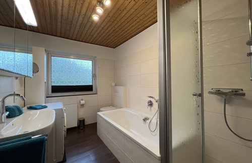 Luedinghausen Apartment | Dalhaus farm: "The pond view"