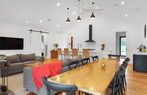 Whoorel House | Dalhousie at Birregurra: Country Escape