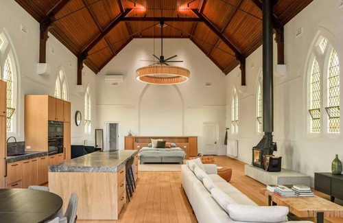 Springdallah Villa | Dallah Chapel & The Loft, luxury & style redefined