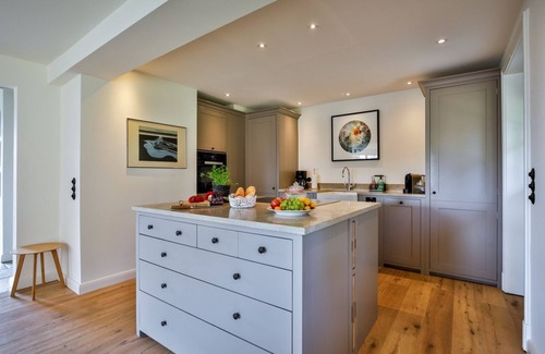 Keitum House | Daluja - Diese Doppelhaushälfte ist ca. 130 m² Groß und Bietet Zwei Personen Platz