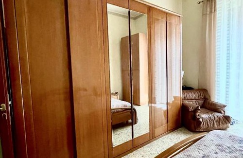 Municipio 1 Apartment | DamaniL apartment