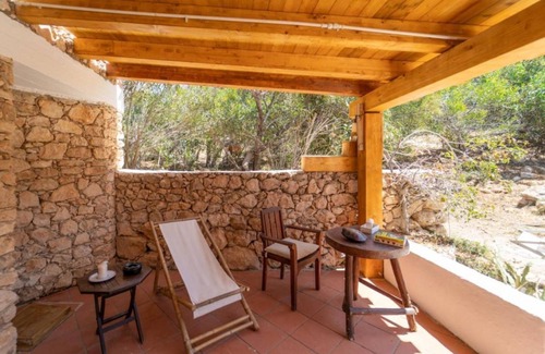 Lampedusa House | Dammuso detached cottage with garden a few meters from the sea in Lampedusa