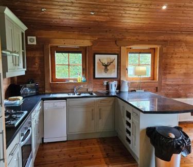Exebridge Apartment | Damsel lodge, Lakeside lodges