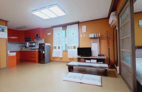 Wonyul-ri House | Damyang Lara 345 Pension