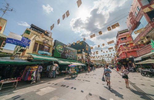 Talat Yot Hotel | Dancenter Khaosan Park Hotel