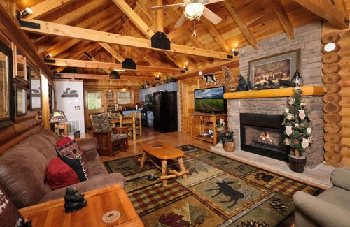 Sevierville Villa | Dancing Bear