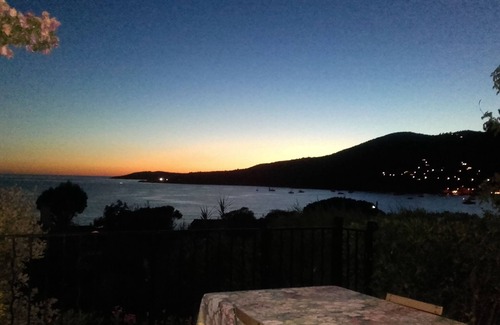 Vico House | Dans Résidence Arborée, 100m des Plages , Villa Mitoyenne vue mer