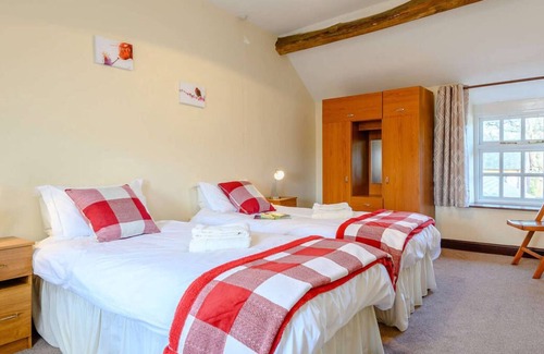 Brecon House | Danycrug (First Floor)