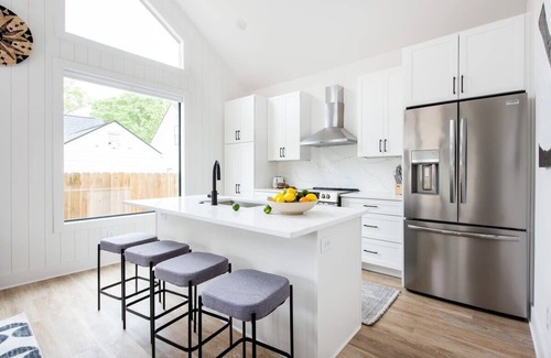 East Lake House | Dapper Dan by Minty Living