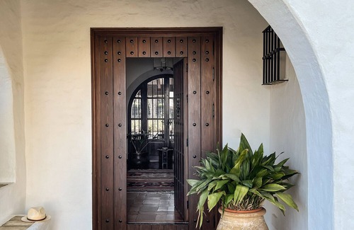 Cabo Roche Villa | Dar Albaida. Beautiful traditional andalus style house by the beach