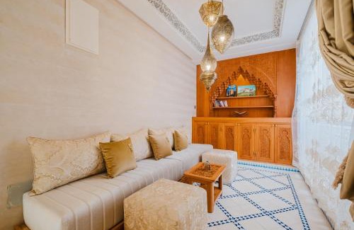 Marrakech House | Dar Tivawin 3 rooms With Pool Private Riad