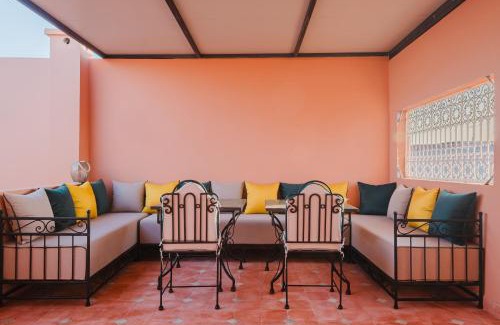 Marrakech House | Dar Tivawin 3 rooms With Pool Private Riad