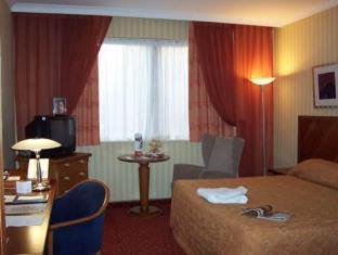 Daresbury Hotel | Daresbury Park Hotel & Spa