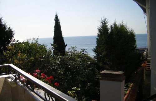 Nessebar Old Town House | Dari Guest Rooms Стаи за гости Дари