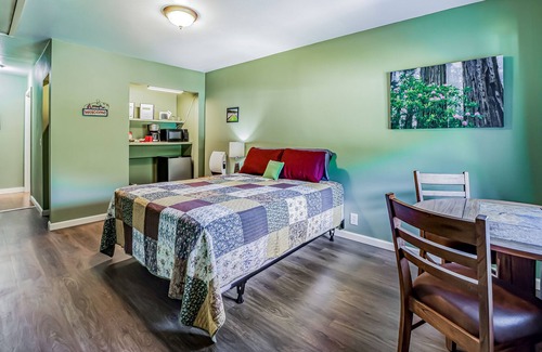 Orick Apartment | Darling studio near the beach & state parks with kitchenette, WiFi, & more