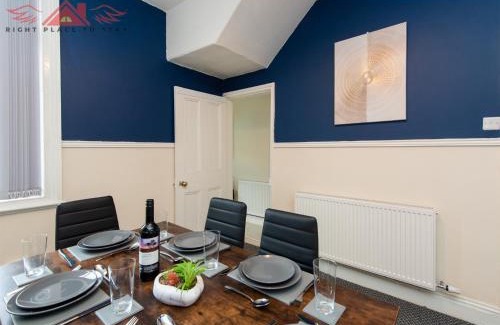 Darlington Apartment | Darlington Modern 2 Bed Apartment Great for Contractors